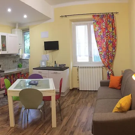 Апартаменты A Casa Di Iole Генуя